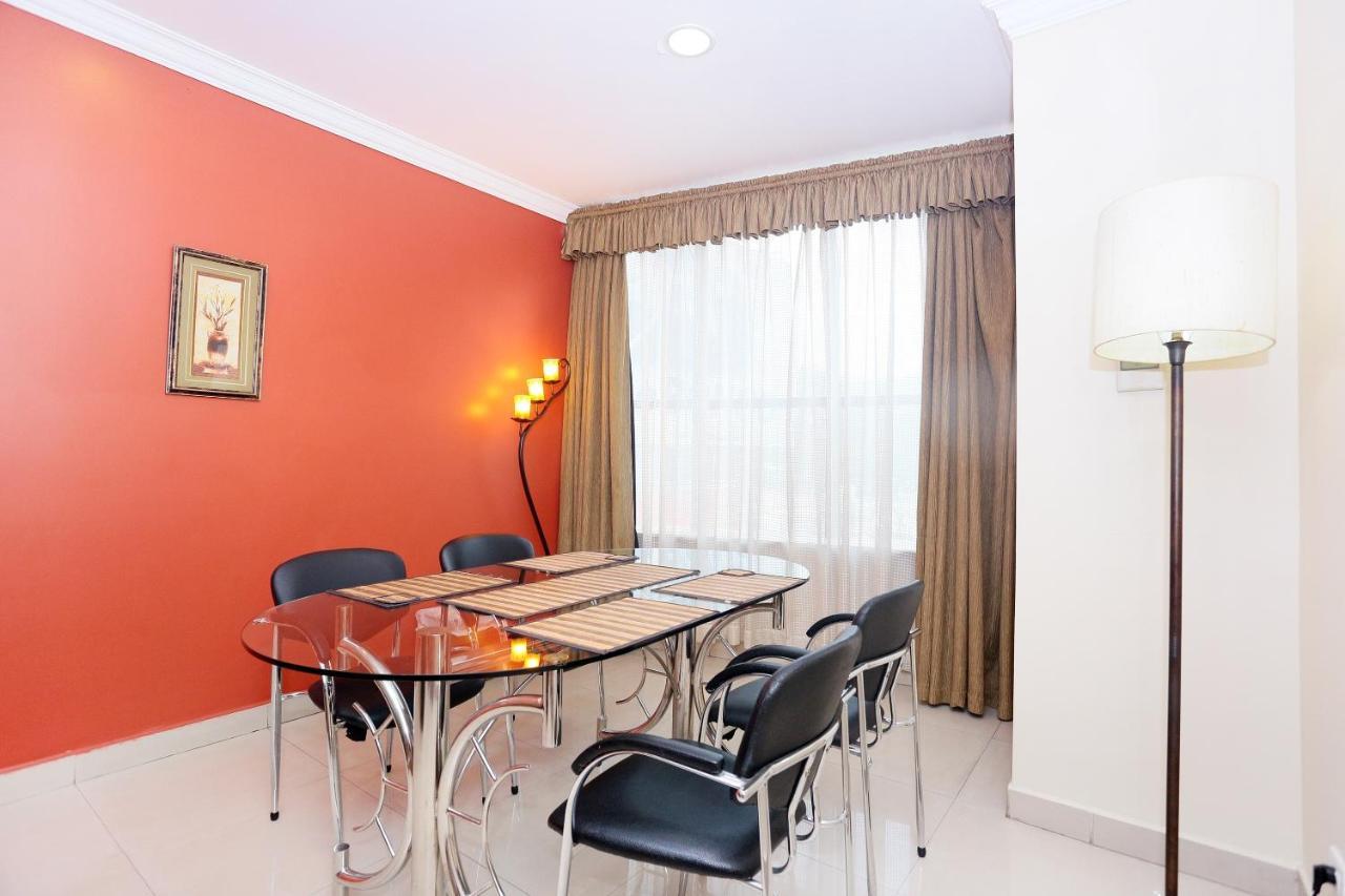 Capital O 45944 Club 7 Hotell Tiruvalla Eksteriør bilde
